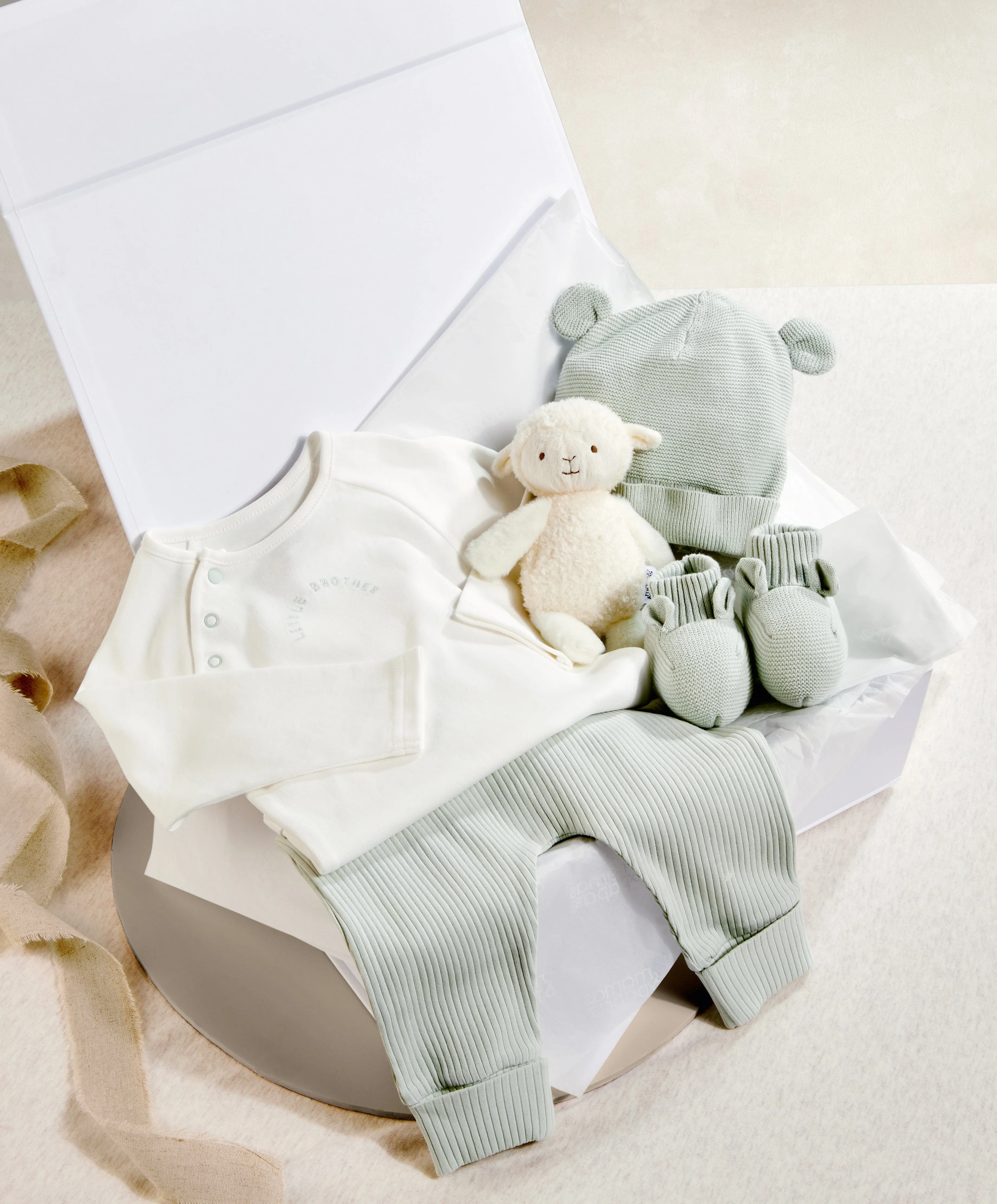 Little Brother Baby Gift Box - Medium