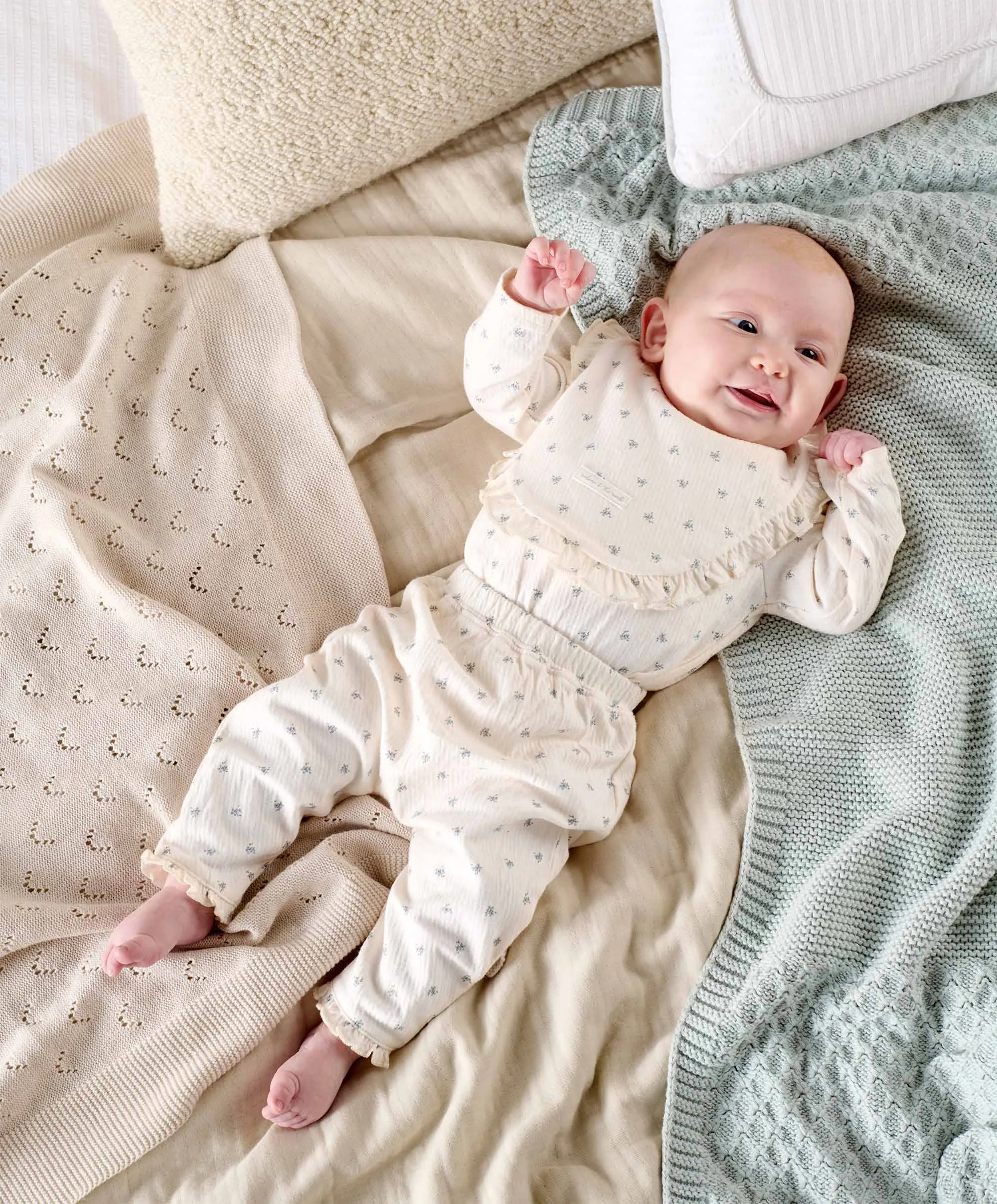 Newborn Outfit Set (3 Piece) - Floral Print Babykids Mamas & Papas