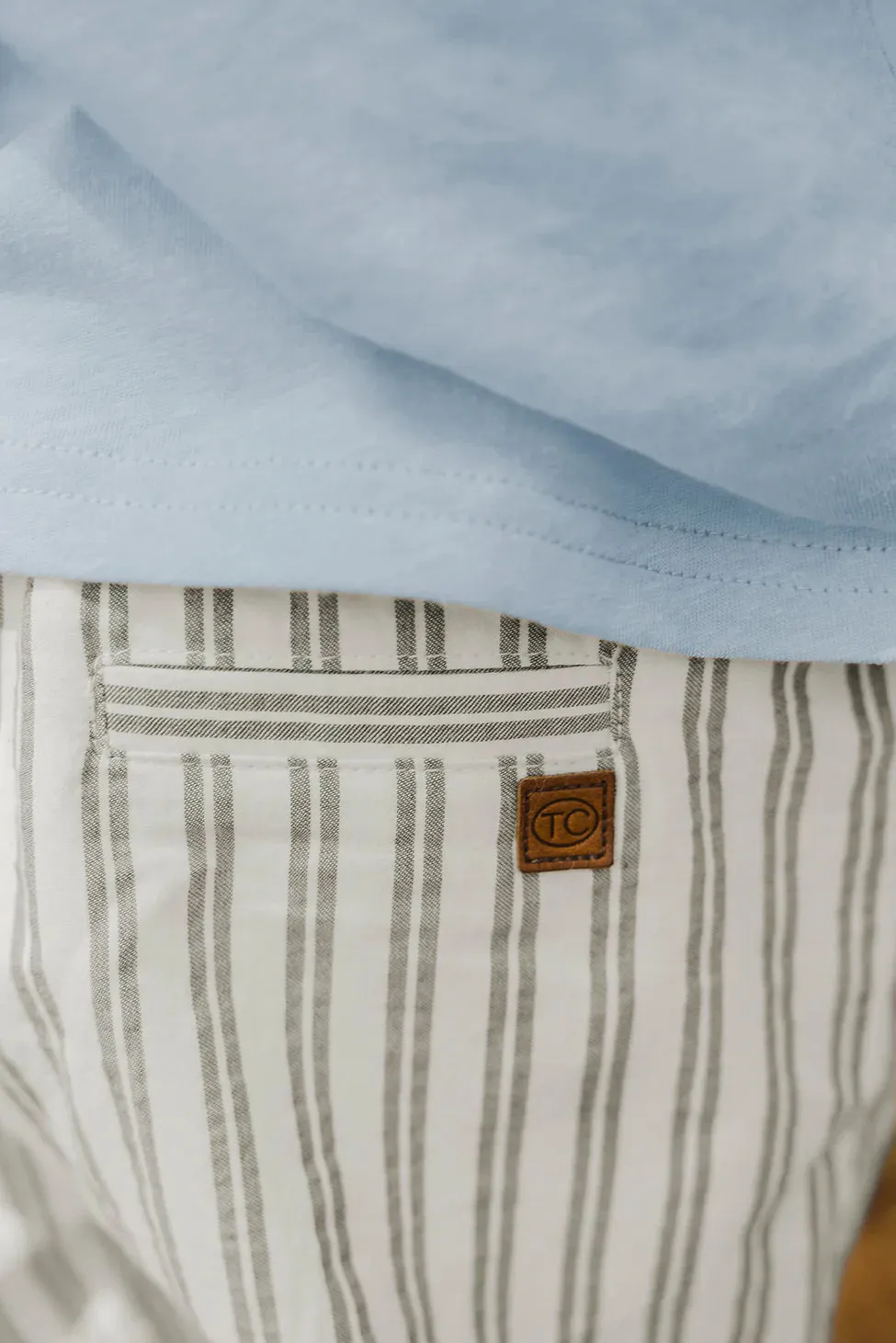 Tartine Et Chocolat Boys Girls BABY EXPLORATEUR EN HERBE SHORT 15 - Fougère