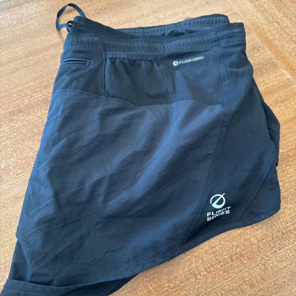 The North Face The North Face - Women's Shorts - MSRP $75: Black-women-LG